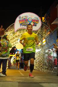 BIB: 50295
                            <button type="button" onclick="openModal(21831972)" class="btn btn-primary btn-sm float-right btn-popup" data-toggle="modal" data-target=".modal-high-quality">
                        <i class="fas fa-shopping-cart"></i> Add to Cart
                    </button>
                                            <button type="button" onclick="isThisMe(21831972, true)" class="btn btn-success btn-sm float-right btn-popup btn-isme hidden" data-toggle="tooltip" data-placement="bottom" title="นี่คือรูปของคุณใช่ไหม คลิกที่นี่เพื่อเอาเข้าอัลบั้ม">
                        <i class="fas fa-plus"></i> Add to album
                    </button>
                    <button type="button" onclick="isThisMe(21831972, false)" class="btn btn-warning btn-sm float-right btn-popup btn-isnotme hidden">
                        <i class="fas fa-ban"></i> Remove from album
                    </button>